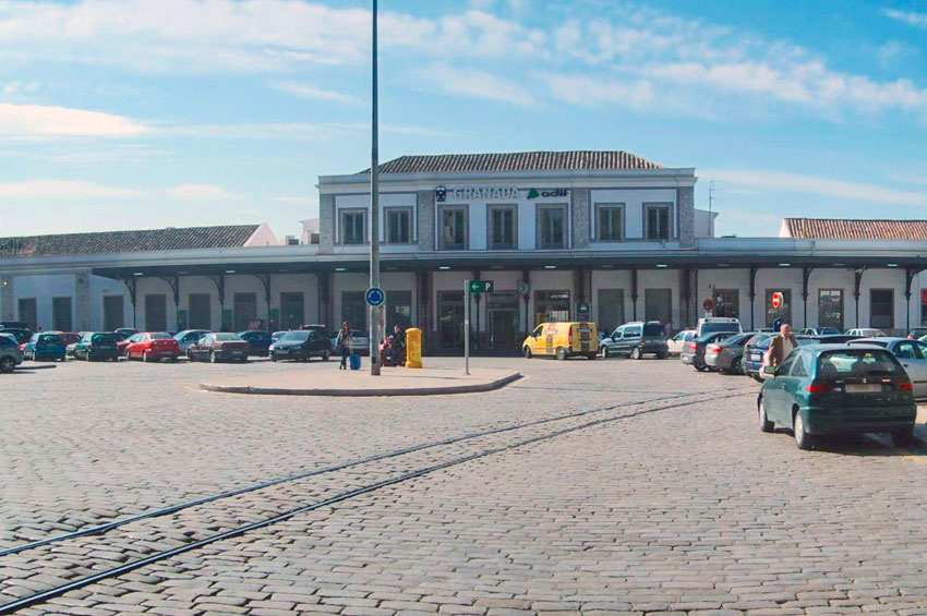 Alquiler de coches en Granada Estacion Renfe: BCO Bookings